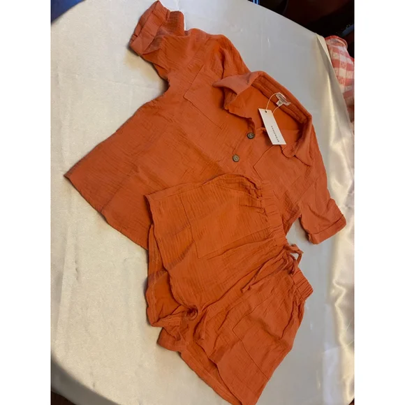 Anniewear NWT Size Small Orange Short Set - Picture 3 of 9